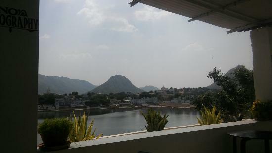 Lake View Restaurant